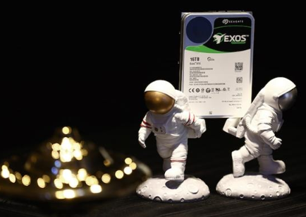 1599103296147447.png 希捷有望年底发布容量20TB+银河机械硬盘